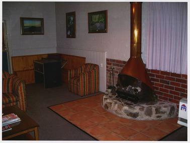 A colour photograph taken at Kerami Gardens Resort in Marysville. The photograph is of the inside lounge area.