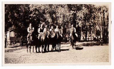 A black and white photograph of a group of guests staying at Mary Lodge Guest House in Marysville. The photograph shows them horse riding. The photograph was taken in 1941.
