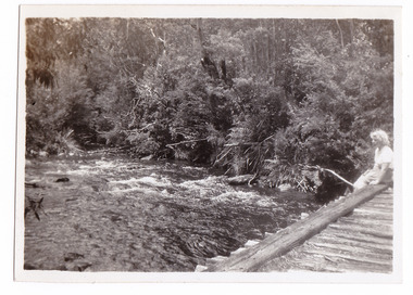 A black and white photograph taken of the Taggerty River by a guest staying at Kooringa Guest House in Marysville. The photograph was taken in 1946.