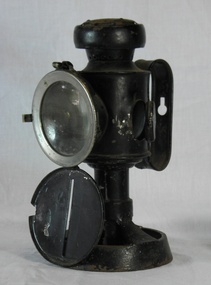 Lamp, 1900 (estimated)
