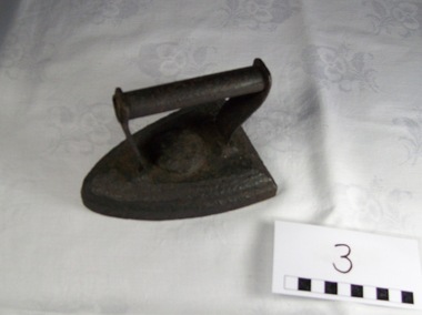Iron, Flat, 1800 (estimated); 19th. century