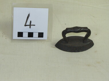 Iron-flat-mini, Early 19th. century