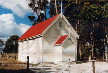 Coloured Photograph of Church, Chapel Ballarat Church of England Grammar School, 2000