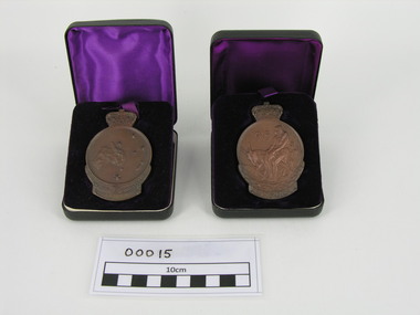 Medallion, ANZAC, Government issue, 50th Anniversary of Gallipoli Medallion