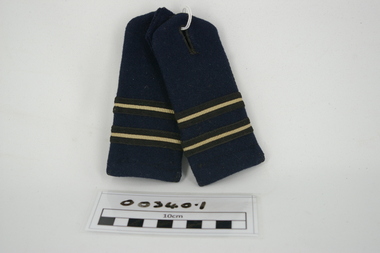 RAAF EPAULETTES, FLIGHT LIEUTENANT, No indication of date or manufacturer
