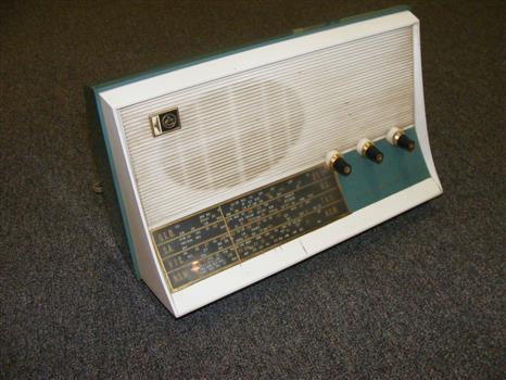 Front view of green and white radio set