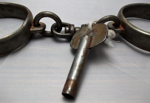  Closer view of handcuff key 