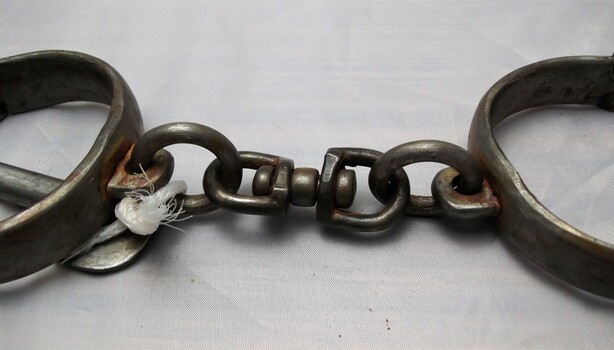 Closer view of handcuff links