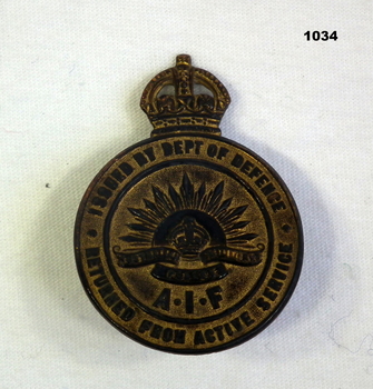 Metal returned from active service badge WW1