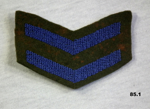 Service chevrons and colour patches WW2