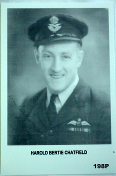 Black and white photo of an RAAF Officer WW2