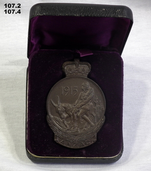Two ANZAC Commemorative medallions in boxes