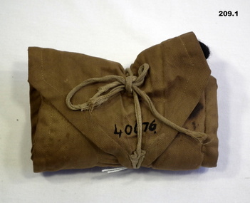 Brown coloured issue sewing kit WW2