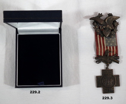 U.S Spanish American war medal 1898 - 1902