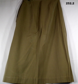 .1 Military issue uniform, skirt, WWII era