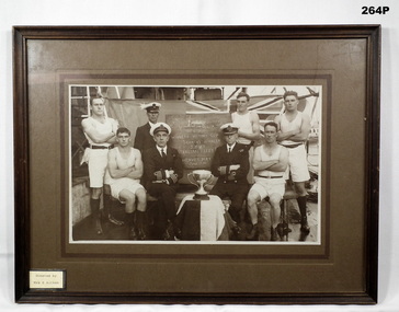 Photograph showing 8 RAN Sailors
