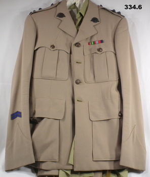 Complete uniform, Military issue, WWII