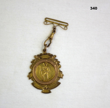 Badge civilian award for war service