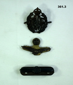Three differant RAAF uniform badges WW2