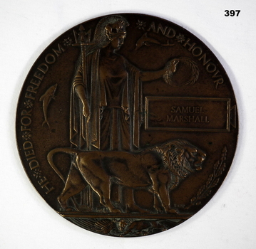 Bronze circular memorial Plaque WW1