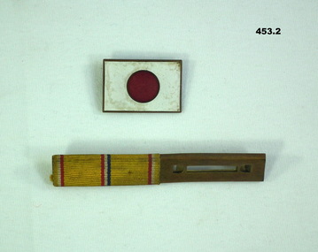 Japanese ribbons and badge WW2