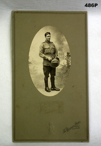 Black and white portrait photo of WW1 soldier