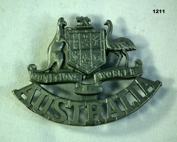 Munitions worker badge instituted in 1916