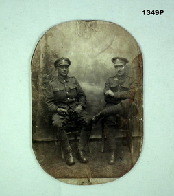 Photograph showing two British soldiers