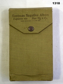 Photographic container for 100 negatives