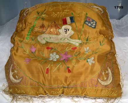 Cushion souvenir from Eygpt WW1