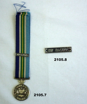 miniature Australian service medal 1945-75