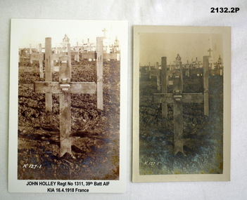 Photos of an AIF soldiers grave WW1
