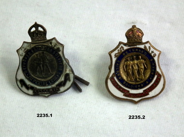Two RSL Membership badges slightly differant.