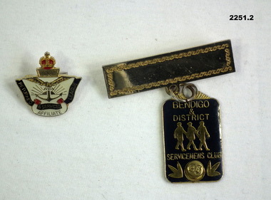 Two badges relating to the Bendigo District SERVICEMENS club.