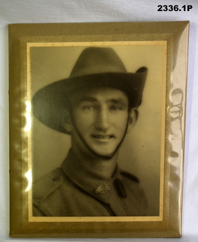 Series of photos relating to a soldier KIA WW2.