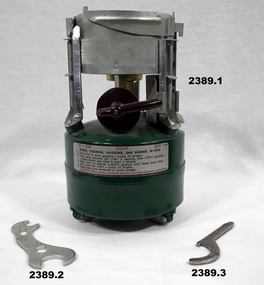 Small one burner cooking stove.
