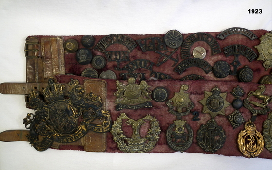 Badges and buttons collected during WW1.