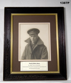 B & W photograph of a WW1 soldier