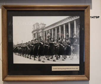Photograph of WAAAF marching through Melbourne October 1941