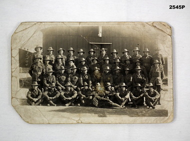Group photo 5Pl, B Comp, 38th Bn