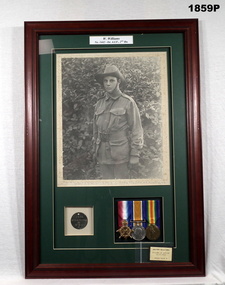 Framed medals, photo, ID AIF WW1