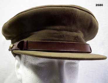 Khaki colour Officers peak cap.
