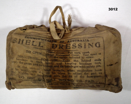 Basic shell dressing for wounds