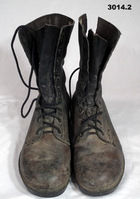 Black high sided general purpose boots