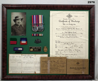 Administrative record - SERVICE, DOMOBILIZATION, PAY BOOKS, MEDALS, BADGES, post 1946