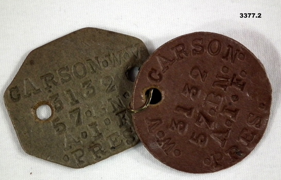 Set of fibre Identity disc’s WW1.