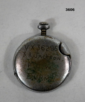 Cigarette lighter engraved with soldiers details.