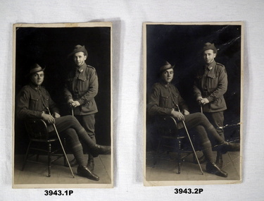Two photos of two soldiers with a cane WW1.