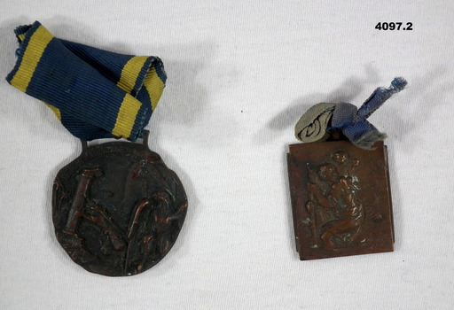 Two Italian medals, military and civilian