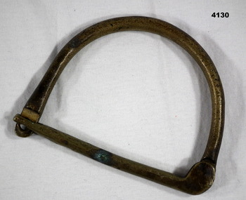 U shaped brass kit bag handle